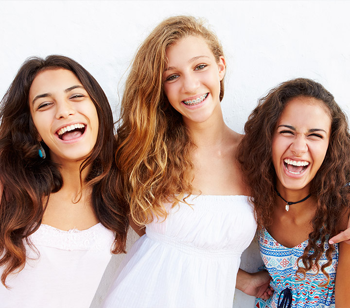  Find out more about clear braces in Brisbane at your free consultation!